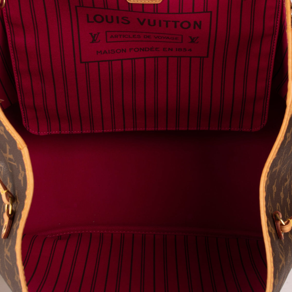Louis Vuitton Monogram Articles de Voyage Neverfull GM